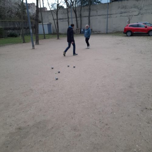 Tête-à-tête Bruno-Nicolas. Bruno vient de mettre un beau point.