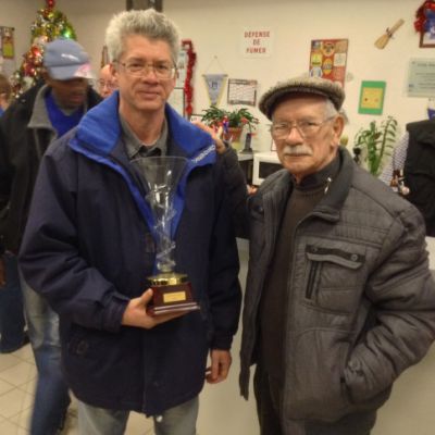 Eric, le gagnant, avec Jean-Marie, qui a remporté la médaille d'argent.