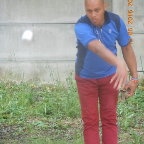 Un des tête-à-tête masculins : Steve au tir.