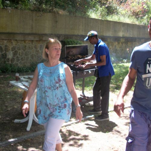 Jocelyn a pris la suite au BBQ. Steve et Cathy sont renvoyés.