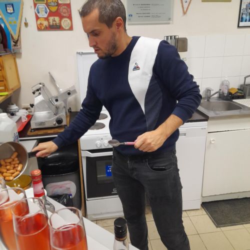 Et voilà les saucisses cocktail toutes chaudes.