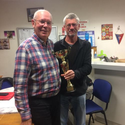 Patrick a remporté la triplette mêlée, le 4 juin.