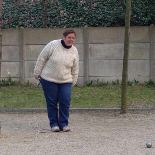 Accroupi (e) ou debout, chacun (e) son style.