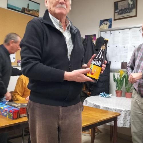 La cuillère en bois pour Robert, en fait une Kwak pour se consoler.