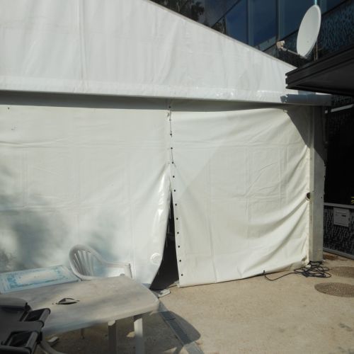 C'est quoi cette grosse tente ?