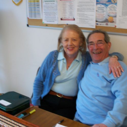 Monique réconforte Jacques.