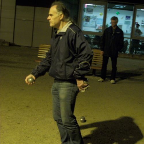 Dominique très appliqué. Ce qui lui a valu de remporter la demi-finale contre Patrick.